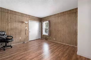 7 Cleveland Ave, Cranston, RI 02920 - Photo 11