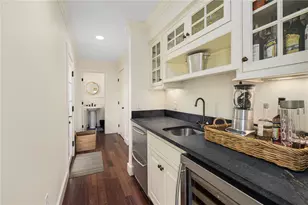 44 Tuckerman Ave, Middletown, RI 02842 - Photo 19