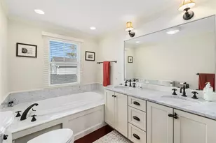 44 Tuckerman Ave, Middletown, RI 02842 - Photo 25