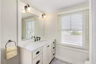 44 Tuckerman Avenue, Middletown, RI 02842 - Photo 39