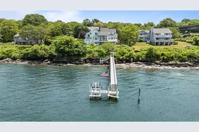 121 Seaside Drive, Jamestown, RI 02835 - Photo 3