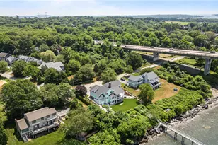 121 Seaside Dr, Jamestown, RI 02835 - Photo 21