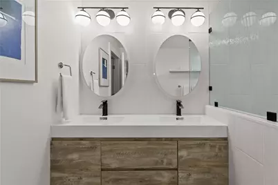 426 Spring Street #B101, Newport, RI 02840 - Photo 17