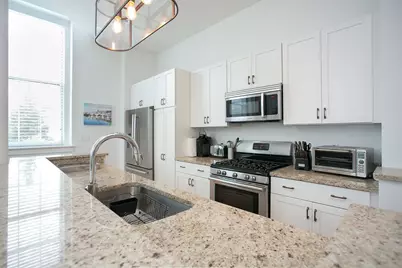 32 Carey Street #1D, Newport, RI 02840 - Photo 1