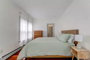 7 Division St, Newport, RI 02840 - Photo 15