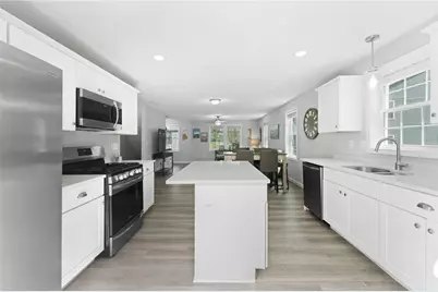 48 Stone Bridge Drive, South Kingstown, RI 02879 - Photo 11