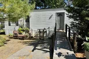 521 Forest Pk, Middletown, RI 02842 - Photo 15