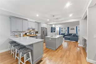 1504 Hunting Hill Dr, Cumberland, RI 02864 - Photo 9