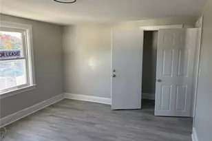 610 Killingly St, Johnston, RI 02919 - Photo 17