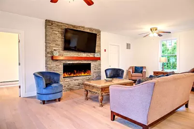 29 Lake Avenue, Barrington, RI 02806 - Photo 3