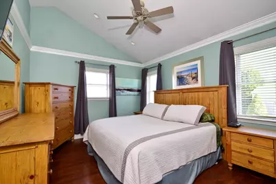 62 Reposa Square, Portsmouth, RI 02871 - Photo 9