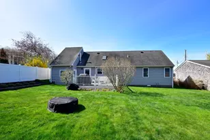 62 Reposa Square, Portsmouth, RI 02871 - Photo 17