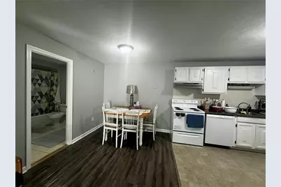 300 Smithfield Road #B5-52, North Providence, RI 02904 - Photo 5