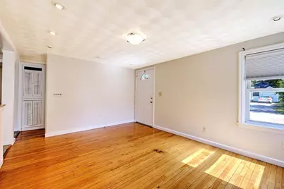 121 Hamilton Avenue, Warwick, RI 02886 - Photo 7