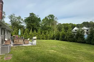 144 S Pier Rd, Narragansett, RI 02882 - Photo 11