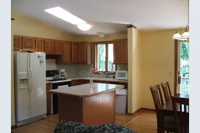 52 Montauk Road, Narragansett, RI 02882 - Photo 3