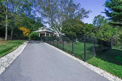 138 Green End Avenue, Middletown, RI 02842 - Photo 7