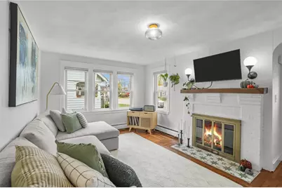 35 Barney Street, East Providence, RI 02916 - Photo 3