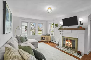 35 Barney St, East Providence, RI 02916 - Photo 3