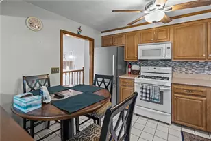 7 Laurel St, North Providence, RI 02911 - Photo 13