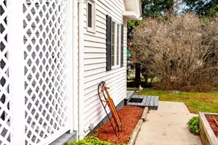 22 Colerick Ave, North Smithfield, RI 02896 - Photo 5