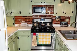 22 Colerick Ave, North Smithfield, RI 02896 - Photo 19