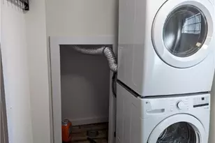 37 Ann St, Newport, RI 02840 - Photo 29