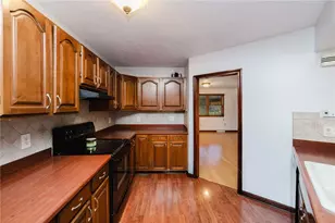 447 SE Stafford Rd, Tiverton, RI 02878 - Photo 13