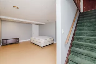 447 SE Stafford Rd, Tiverton, RI 02878 - Photo 25