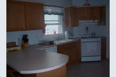 30 Simmons Street, Newport, RI 02840 - Photo 3