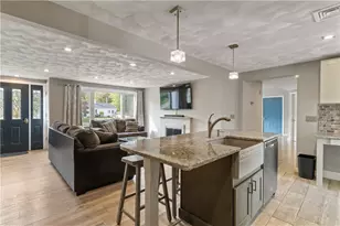 151 Wetherfield Dr, Warwick, RI 02886 - Photo 3