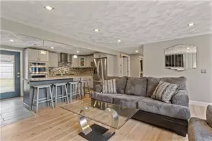 151 Wetherfield Dr, Warwick, RI 02886 - Photo 7