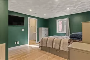 151 Wetherfield Dr, Warwick, RI 02886 - Photo 19