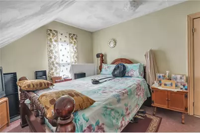 584 Lonsdale Avenue, Central Falls, RI 02863 - Photo 31