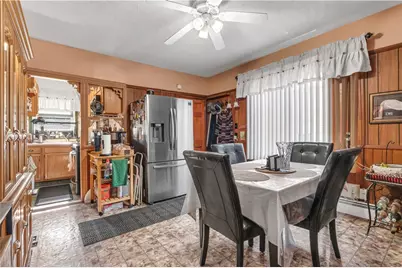 584 Lonsdale Avenue, Central Falls, RI 02863 - Photo 15