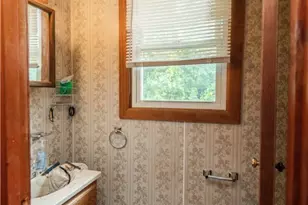 46 Verndale St, Warwick, RI 02889 - Photo 27