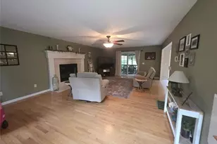 131 E Killingly Rd, Foster, RI 02825 - Photo 15