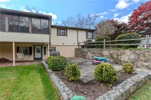 27 Sunnybrook Rd, Scituate, RI 02857 - Photo 13