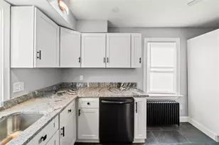 4 Orford St, North Providence, RI 02904 - Photo 11