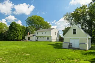 215 Harris Ave, Portsmouth, RI 02871 - Photo 5