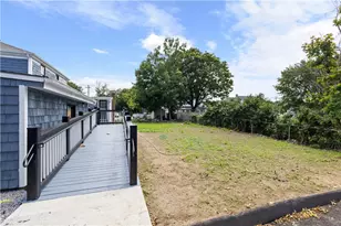 14 W Natick Rd, Warwick, RI 02886 - Photo 31