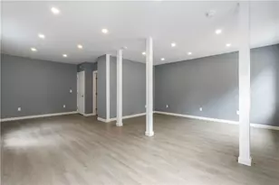 14 W Natick Rd, Warwick, RI 02886 - Photo 27