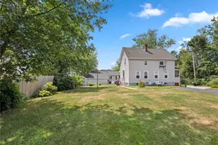 30 Pomham St, Cranston, RI 02910 - Photo 29