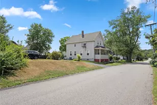 30 Pomham St, Cranston, RI 02910 - Photo 27