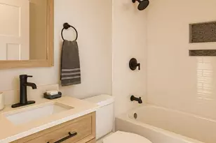 73 Vale St, Pawtucket, RI 02860 - Photo 7