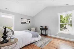 73 Vale St, Pawtucket, RI 02860 - Photo 9