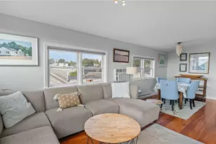 492 Thames St, Newport, RI 02840 - Photo 7