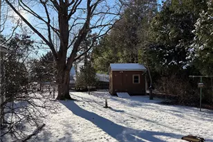 10 Jesse Davis Ln, Barrington, RI 02806 - Photo 11