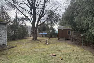 10 Jesse Davis Ln, Barrington, RI 02806 - Photo 37