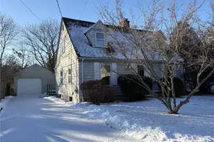 10 Jesse Davis Ln, Barrington, RI 02806 - Photo 35